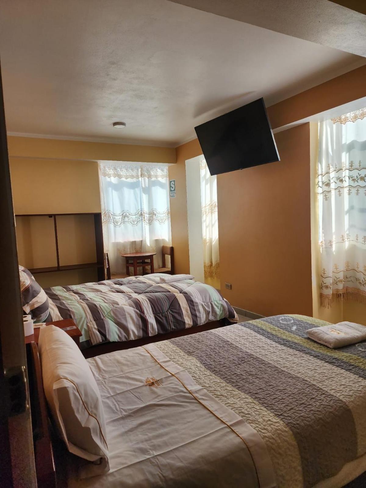 Hostal Capac Ayacucho Ngoại thất bức ảnh