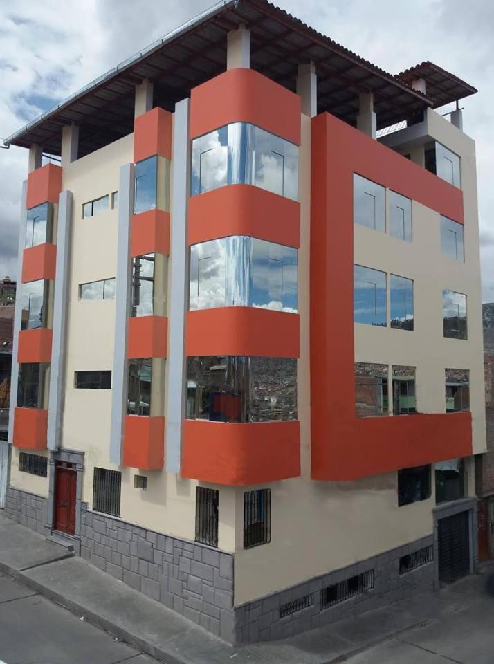 Hostal Capac Ayacucho Ngoại thất bức ảnh